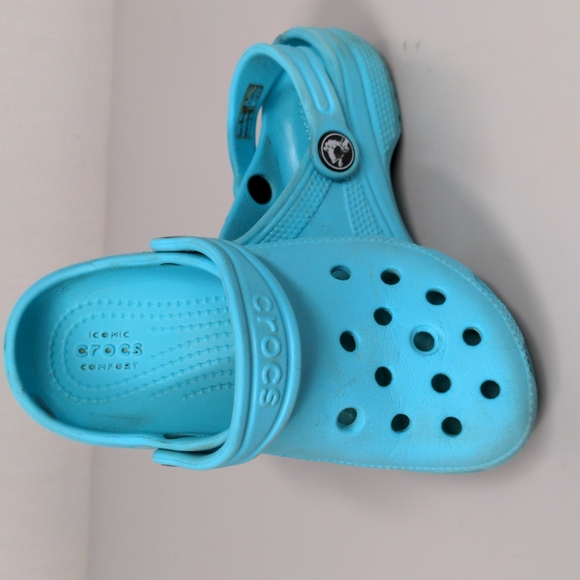 Crocs - Picture 3 of 4